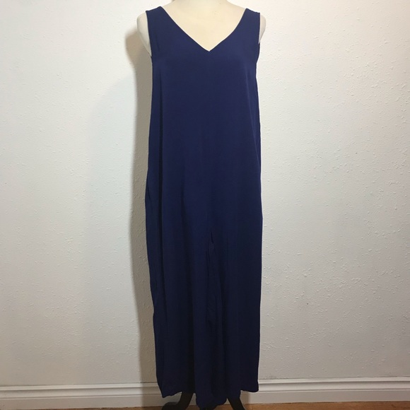 Forever 21 V-neck Culotte Navy Jumpsuit Sz SP - Picture 3 of 8